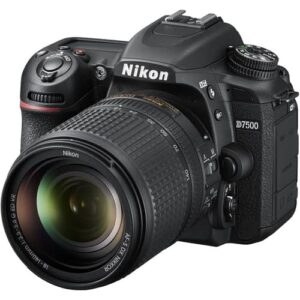 Nikon D7500 18-140mm VR